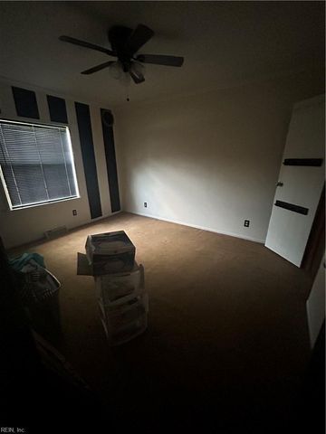 1422 Wilroy RD, Suffolk, VA 23434
