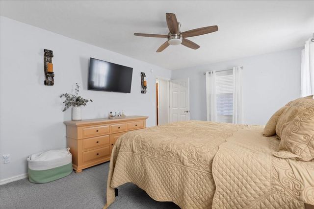 11617 NW 13TH LANE, Gainesville, FL 32606