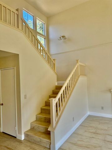 2079 Gordon Verner Cir, Stockton, CA 95206