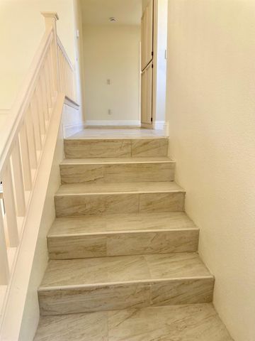 2079 Gordon Verner Cir, Stockton, CA 95206