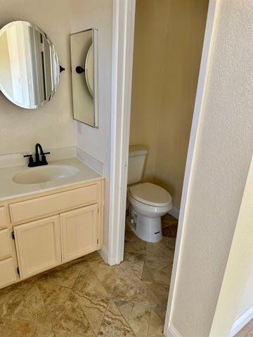 2079 Gordon Verner Cir, Stockton, CA 95206