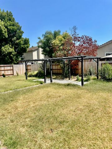 2079 Gordon Verner Cir, Stockton, CA 95206