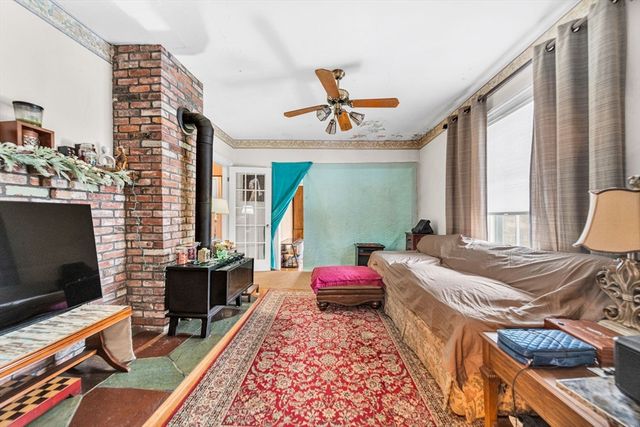 28 Linden Pl, Dedham, MA 02026