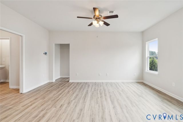 7687 lloyd Ter, Mechanicsville, VA 23111