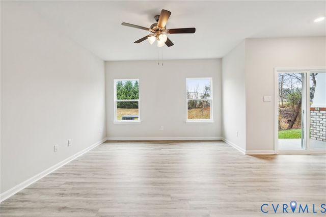 7687 lloyd Ter, Mechanicsville, VA 23111