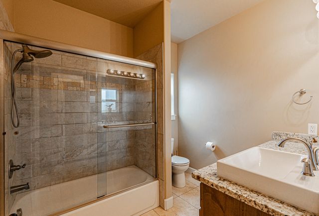 217 White Oak Way, Shady Cove, OR 97539