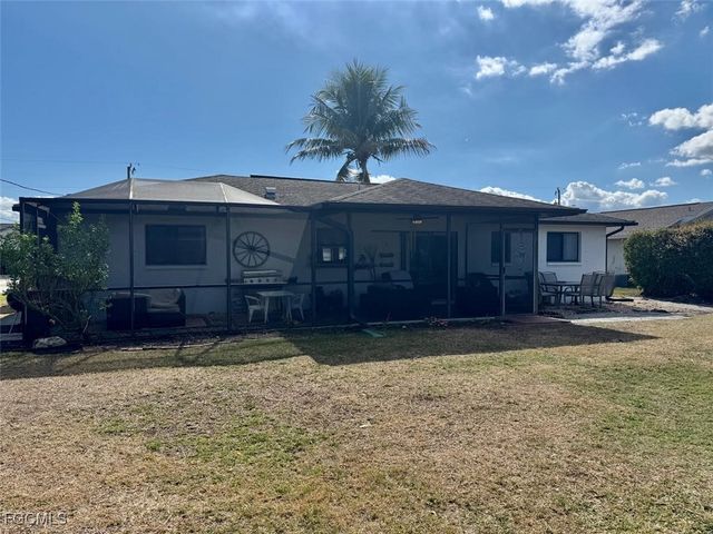 2013 NE 4th TER, Cape Coral, FL 33909