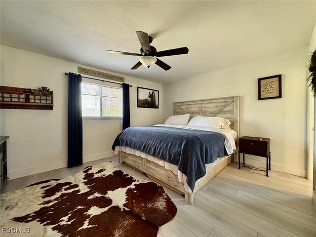 2013 NE 4th TER, Cape Coral, FL 33909