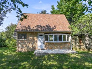 1702 W Algonquin Road, Lake In The Hills, IL 60156