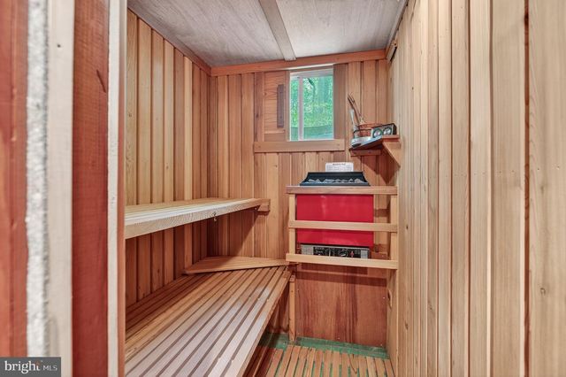 2720 HIDDEN VALLEY RD, Accokeek, MD 20607