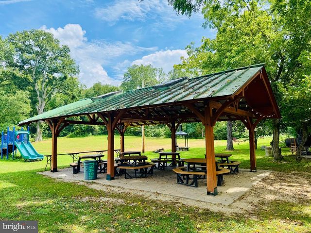 2720 HIDDEN VALLEY RD, Accokeek, MD 20607