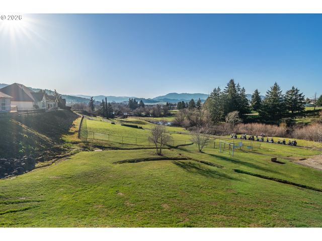 607 WILDCAT CANYON Rd, Sutherlin, OR 97479