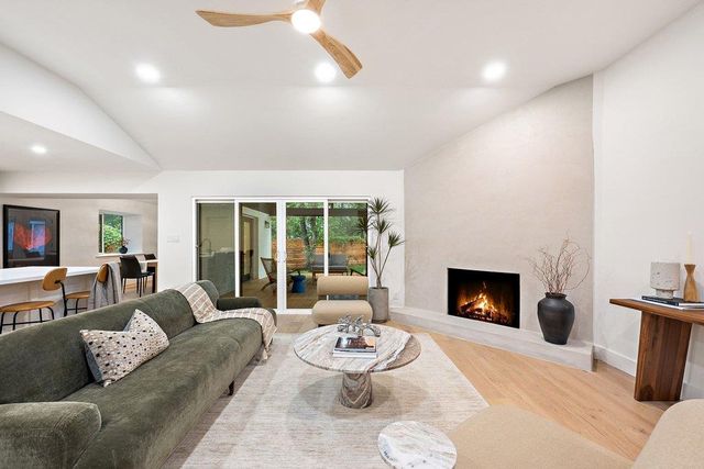 6303 Cannes CIR, Austin, TX 78745