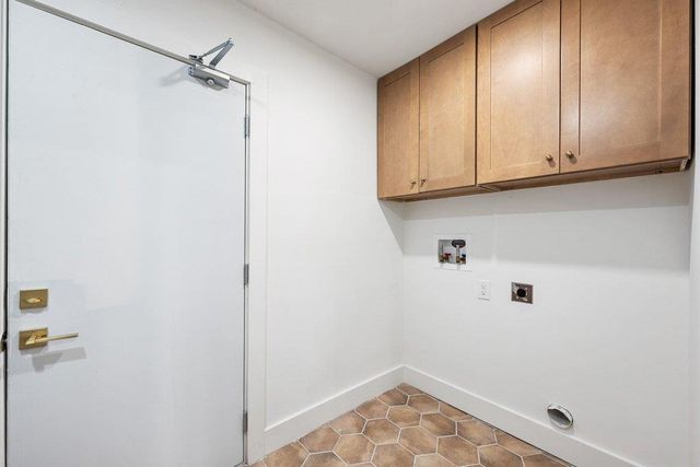 6303 Cannes CIR, Austin, TX 78745