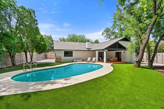 6303 Cannes CIR, Austin, TX 78745