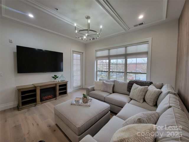 42 Schenck Parkway 109, Asheville, NC 28803