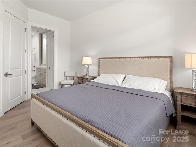 42 Schenck Parkway 109, Asheville, NC 28803