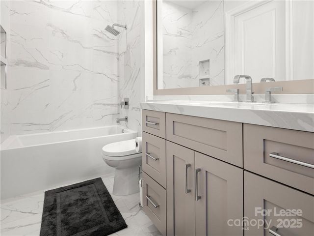 42 Schenck Parkway 109, Asheville, NC 28803