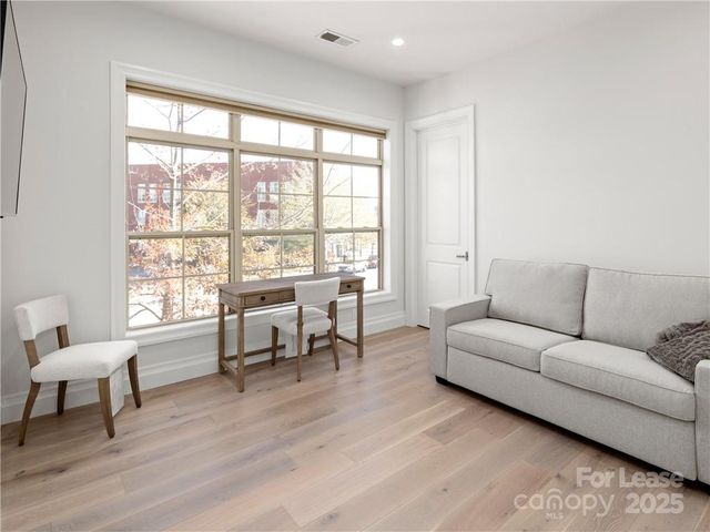 42 Schenck Parkway 109, Asheville, NC 28803