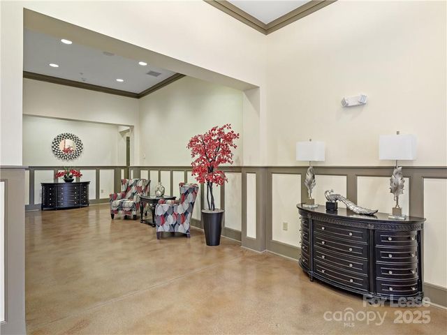 42 Schenck Parkway 109, Asheville, NC 28803