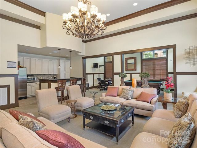 42 Schenck Parkway 109, Asheville, NC 28803