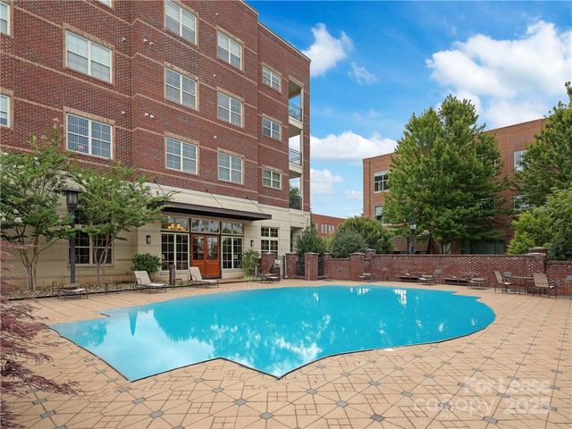 42 Schenck Parkway 109, Asheville, NC 28803