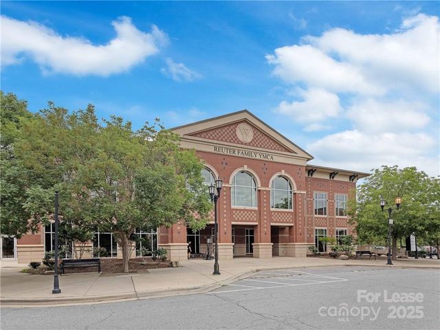 42 Schenck Parkway 109, Asheville, NC 28803