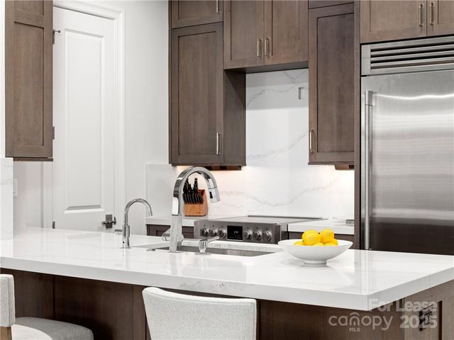 42 Schenck Parkway 109, Asheville, NC 28803