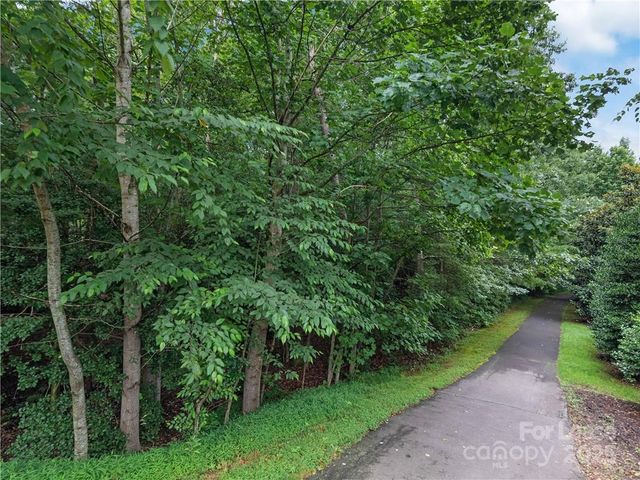 42 Schenck Parkway 109, Asheville, NC 28803