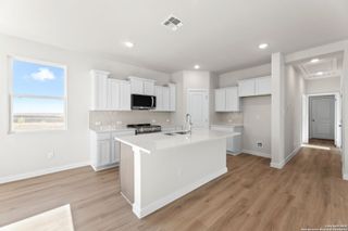 754 Whitman, New Braunfels, TX 78130