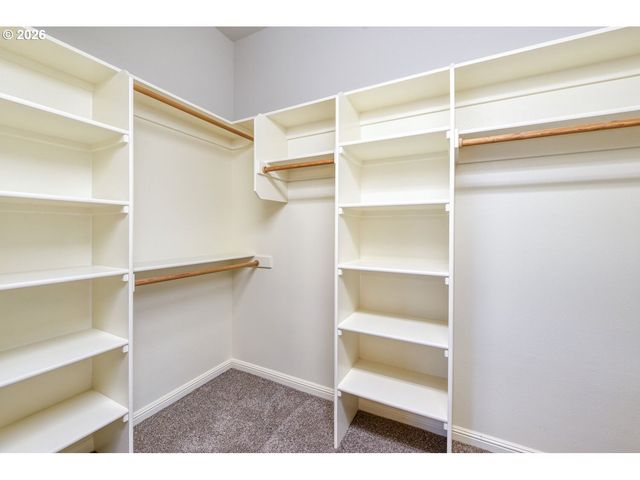 14153 Se APPLE Ct, Happy Valley, OR 97086