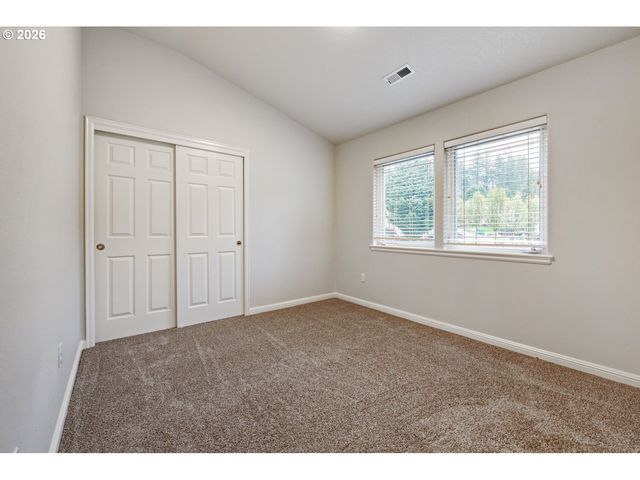 14153 Se APPLE Ct, Happy Valley, OR 97086