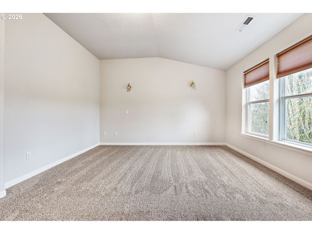 14153 Se APPLE Ct, Happy Valley, OR 97086