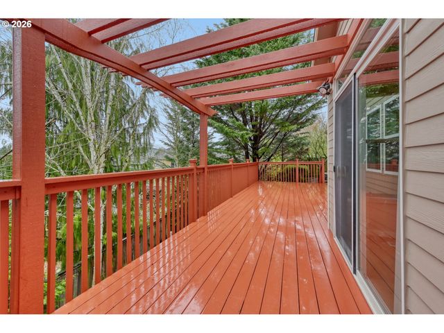 14153 Se APPLE Ct, Happy Valley, OR 97086