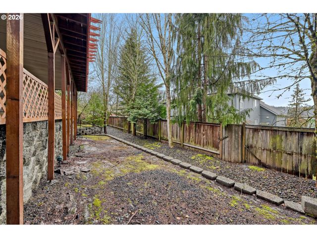 14153 Se APPLE Ct, Happy Valley, OR 97086