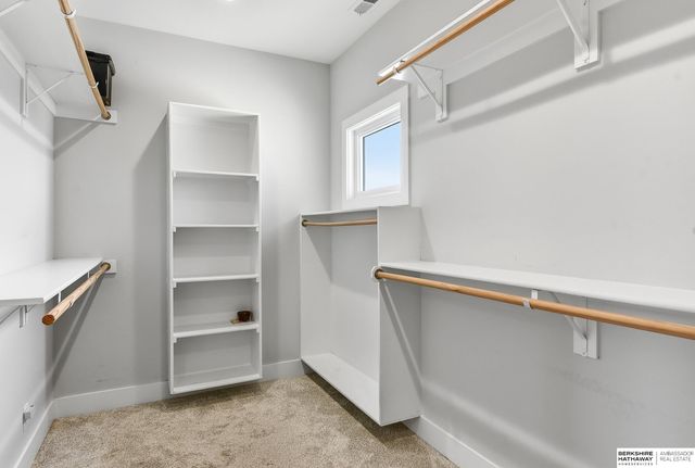 6461 S 208th Street, Omaha, NE 68022