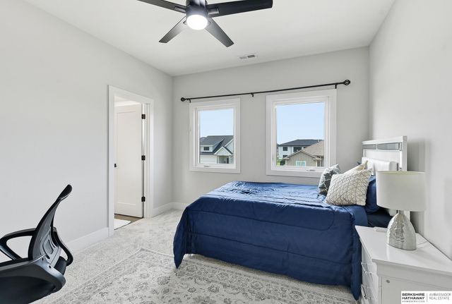 6461 S 208th Street, Omaha, NE 68022