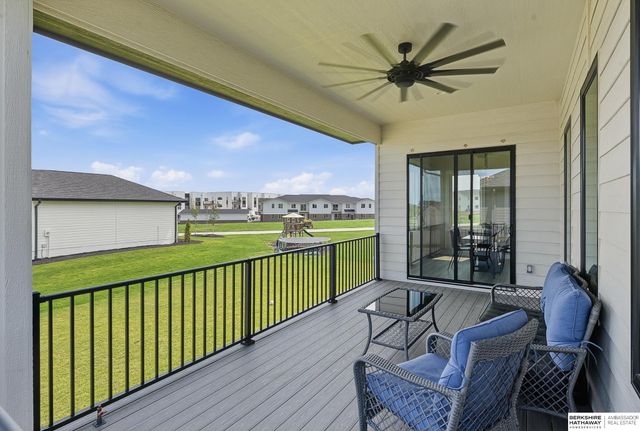 6461 S 208th Street, Omaha, NE 68022
