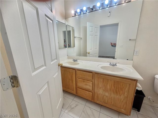 8234 Heather Rock Court, Las Vegas, NV 89117