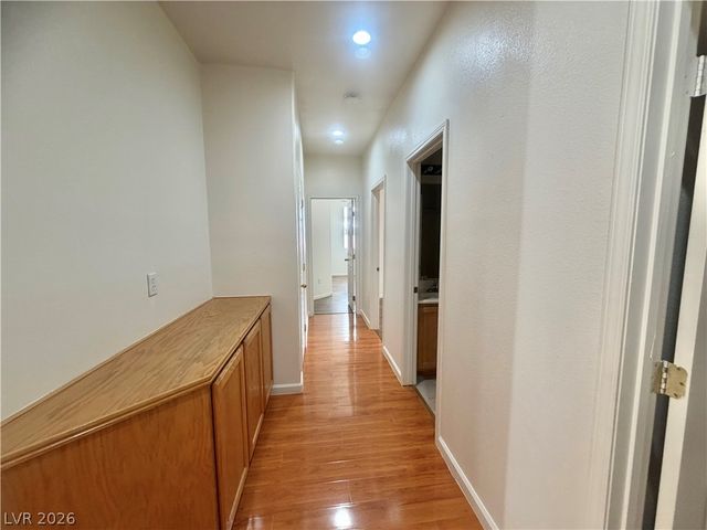 8234 Heather Rock Court, Las Vegas, NV 89117