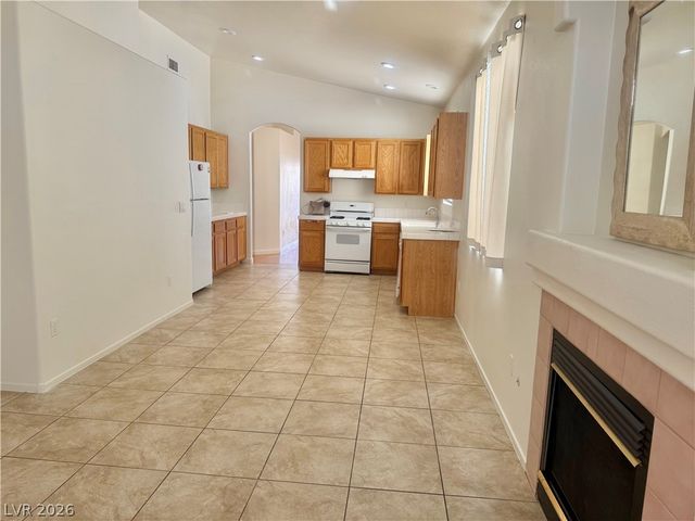8234 Heather Rock Court, Las Vegas, NV 89117