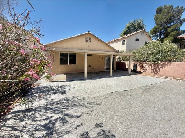 8234 Heather Rock Court, Las Vegas, NV 89117
