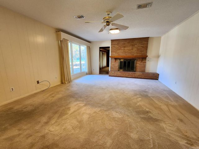 1913 W Oak Street, El Dorado, AR 71730