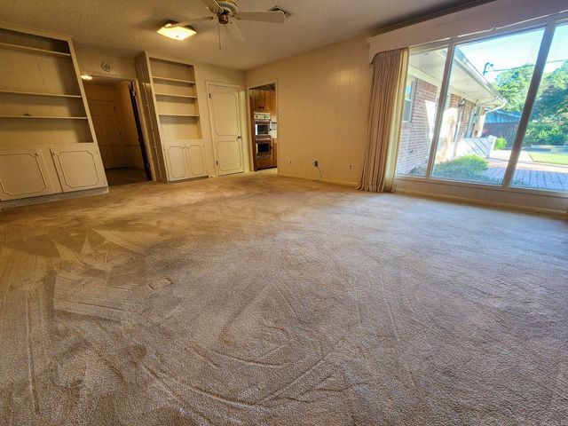 1913 W Oak Street, El Dorado, AR 71730