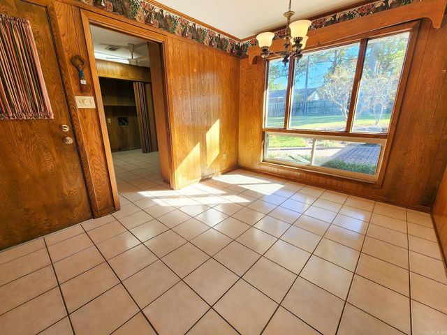 1913 W Oak Street, El Dorado, AR 71730