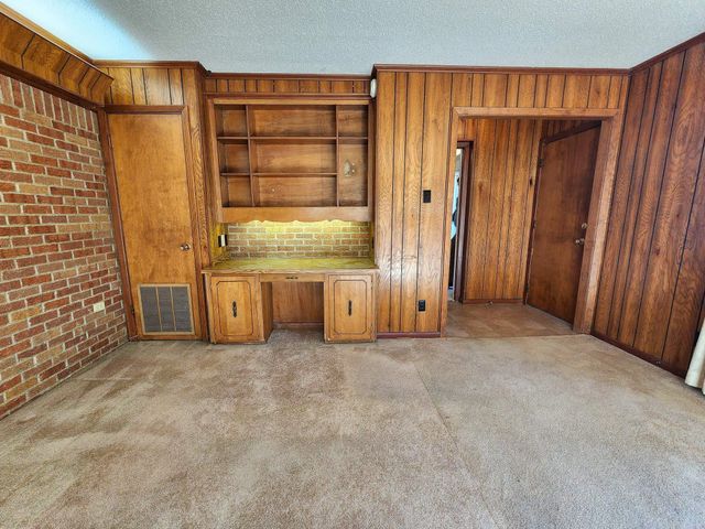 1913 W Oak Street, El Dorado, AR 71730