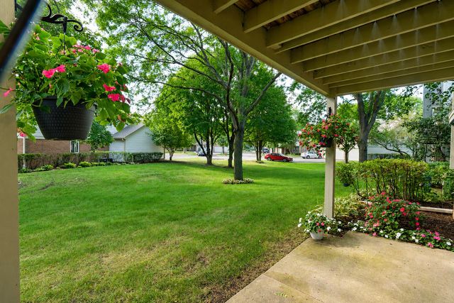 1253 Beechwood Court, Schaumburg, IL 60193