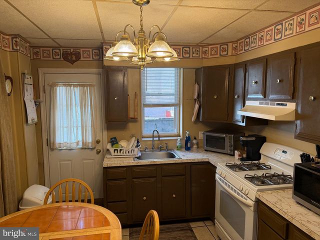 2521 S AMERICAN ST, Philadelphia, PA 19148