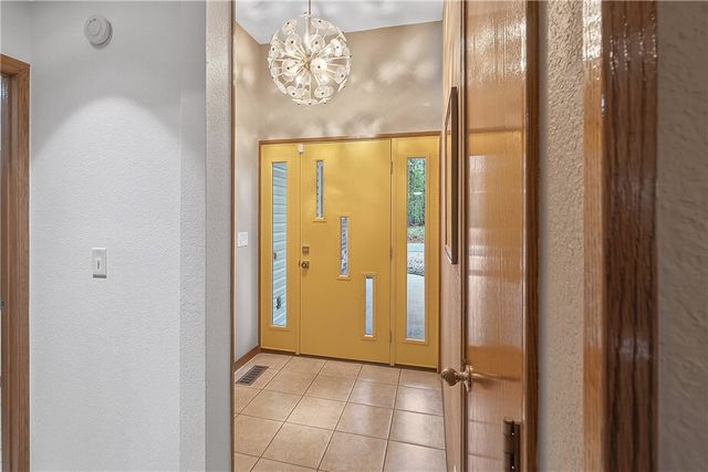 1 Renfrew Lane, Bella Vista, AR 72715