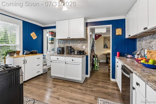 3427 Byers Street, Burton, MI 48519